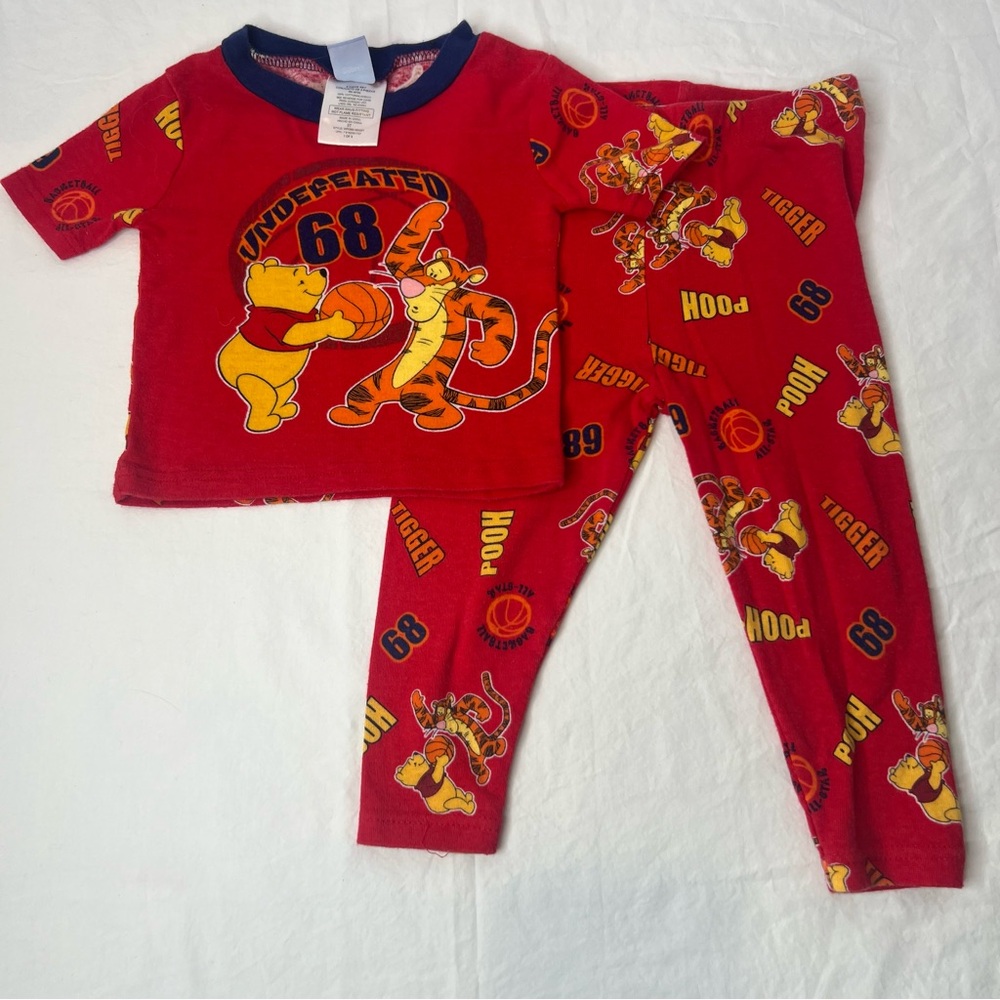 Vintage Disney Pooh and Tigger Pajama set 3T